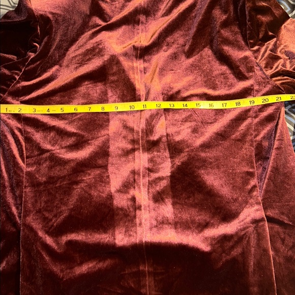 Elegant Burgundy Velvet Blazer with Black Lapel and pants - Picture 15 of 15